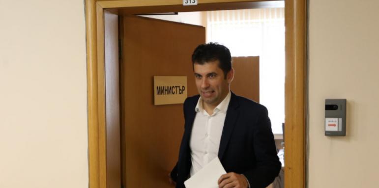 КС образува дело заради назначаването на Кирил Петков